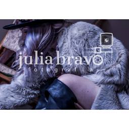 Julia Bravo Fotografía logo
